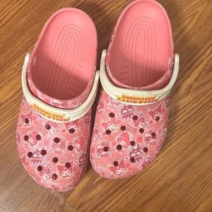 Pink hello kitty Crocs